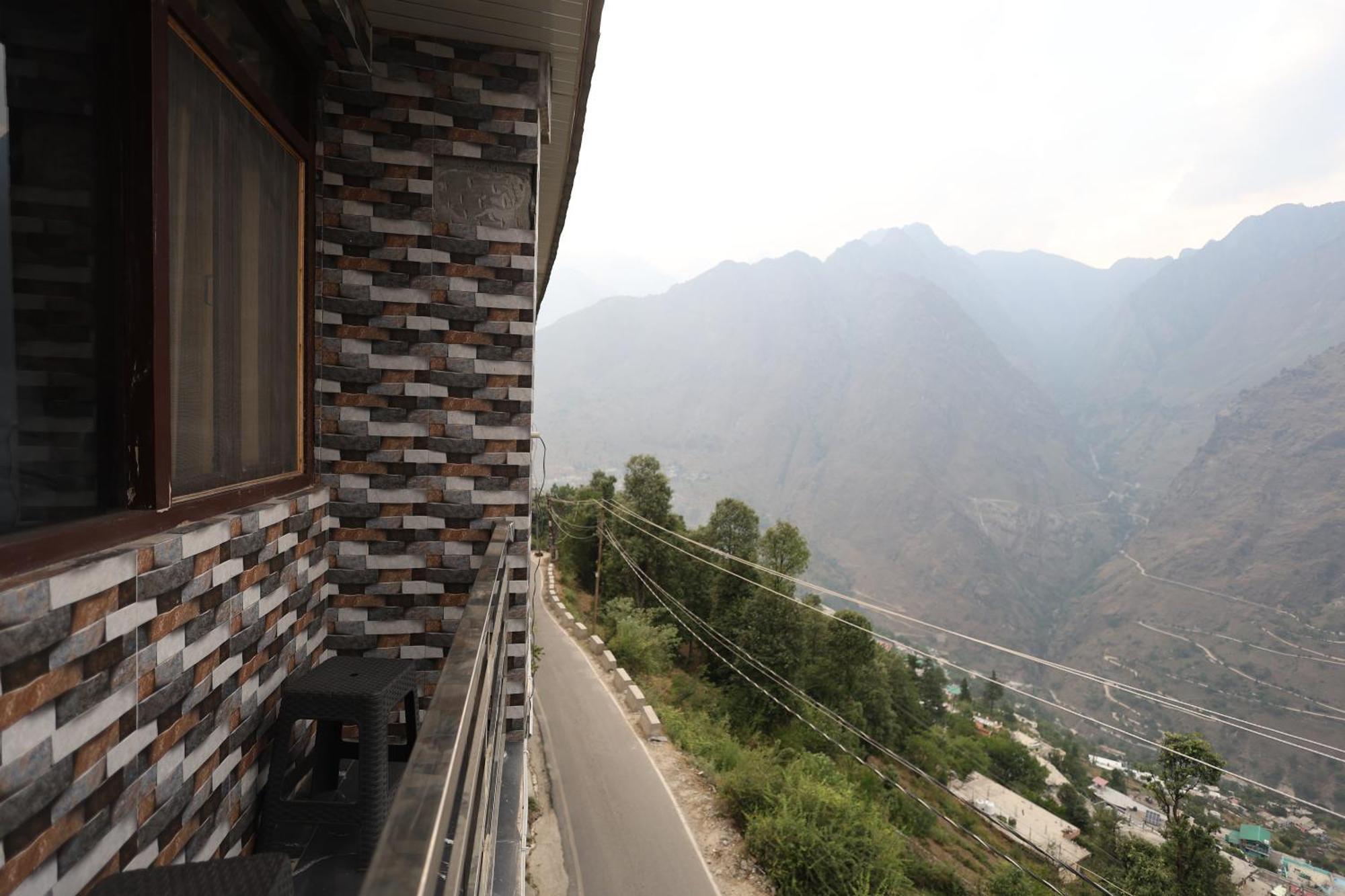 Sleeping Beauty Hotel Moutain View Property Joshimath Exterior photo